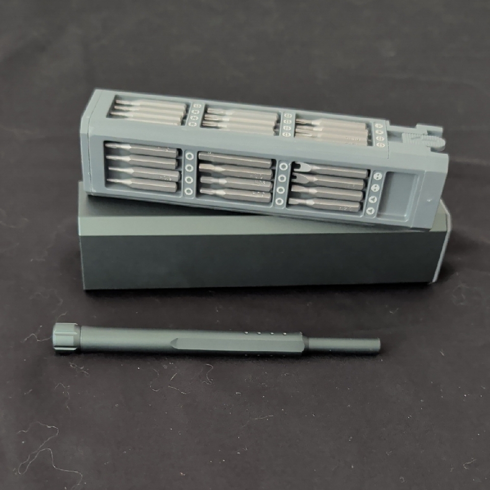 Gray Precision Screwdriver Set